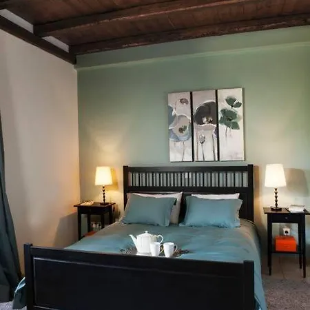 Bezeniko Amazing Arcadian Property! Villa