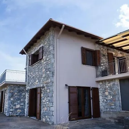 Villa Bezeniko Amazing Arcadian Property! Vlacherna