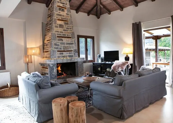 Bezeniko Amazing Arcadian Property! Βίλα Vlacherna
