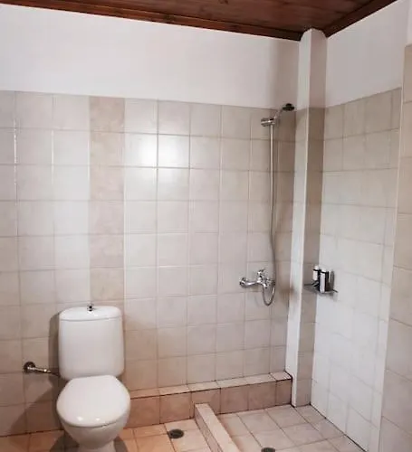 Bezeniko Amazing Arcadian Property! Villa