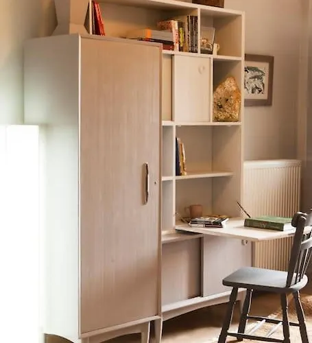 Bezeniko Amazing Arcadian Property!