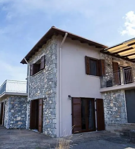 Вилла Bezeniko Amazing Arcadian Property! Vlacherna