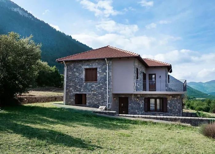 Вилла Bezeniko Amazing Arcadian Property! Vlacherna