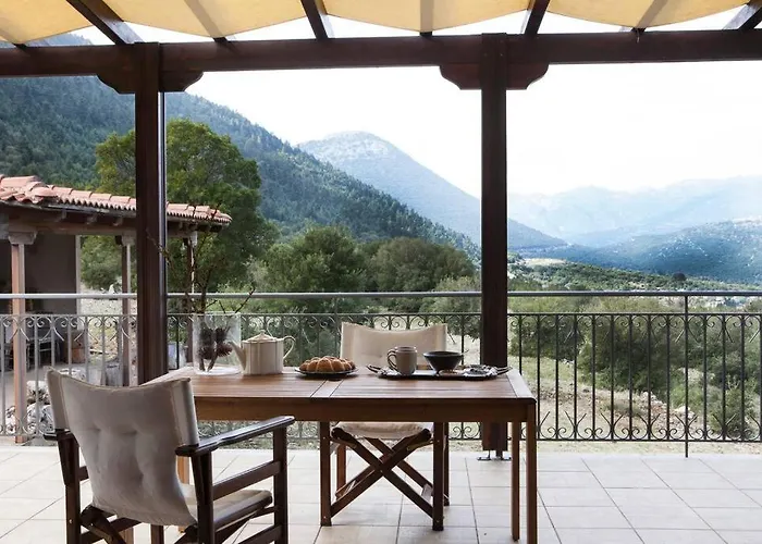 Bezeniko Amazing Arcadian Property! Villa